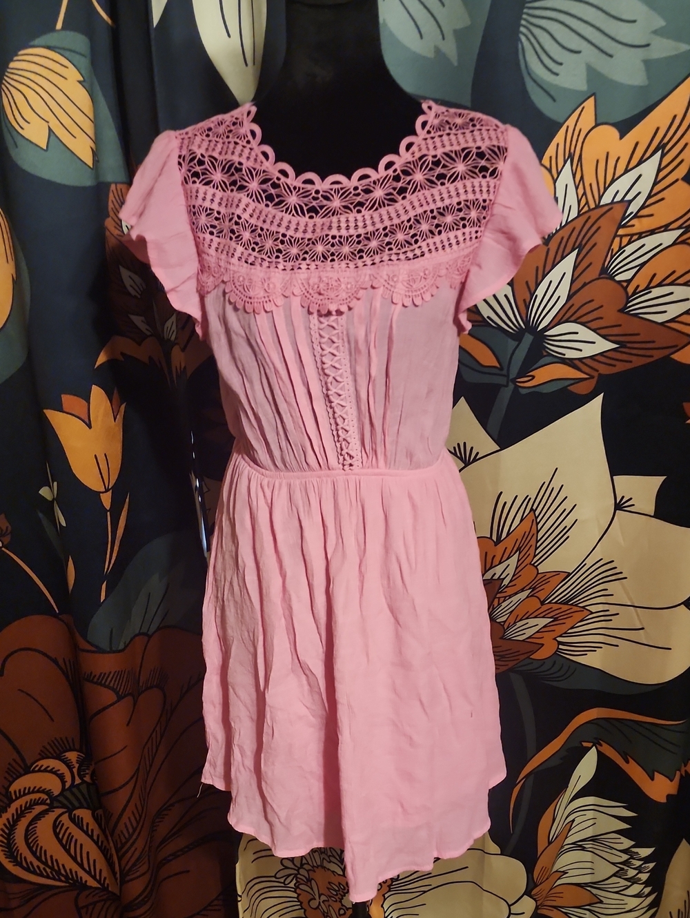 mine Pink Crochet-Yoke Flutter Sleeve Dress